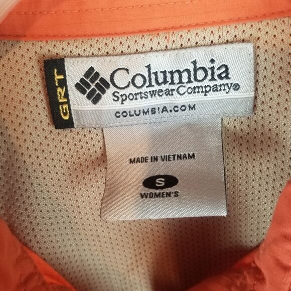 COLUMBIA SPORTSWEAR COMPANY. WOMANS SIZE S. LIGHT ORANGE. - Picture 2 of 16